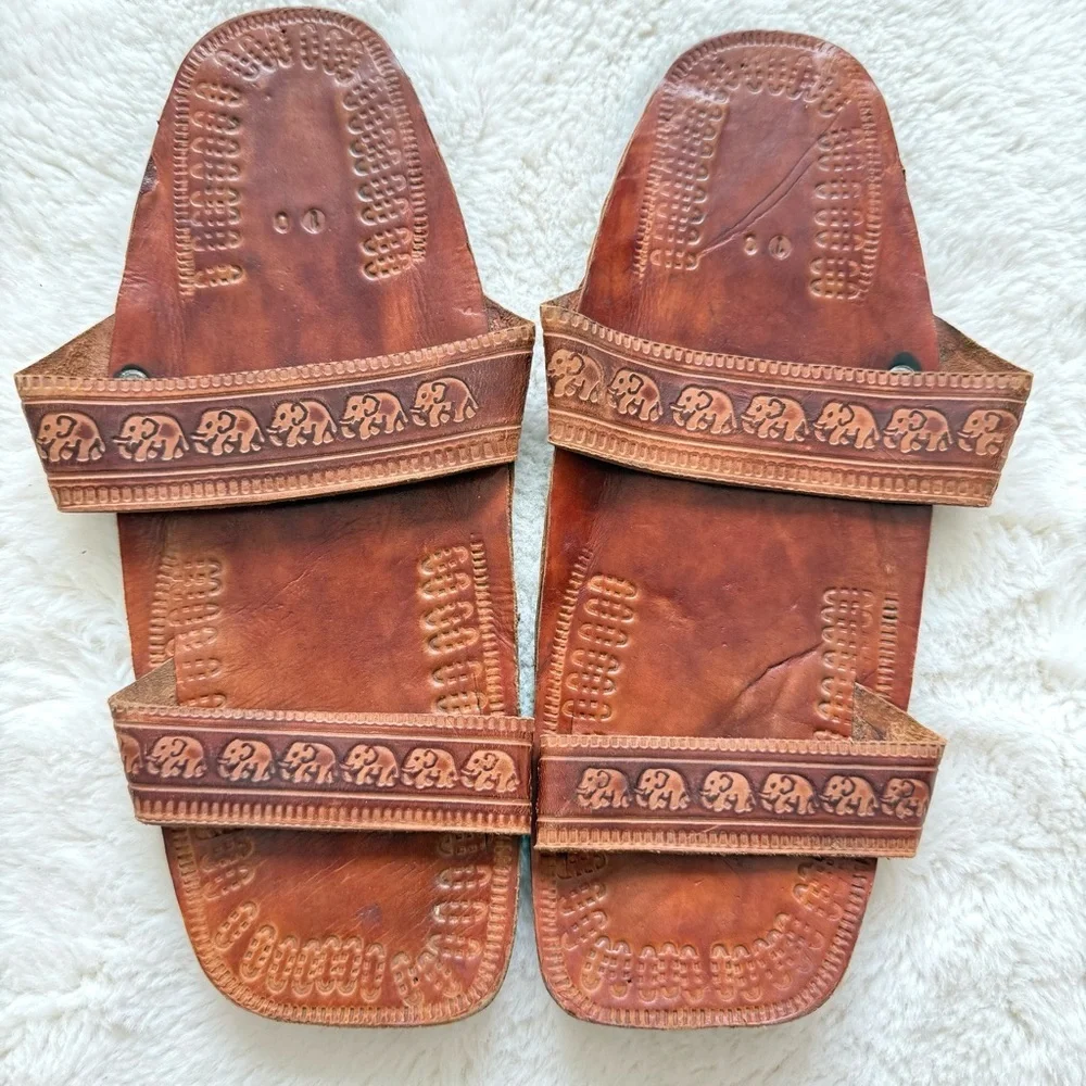 Man made leather unisex slides size 10 US